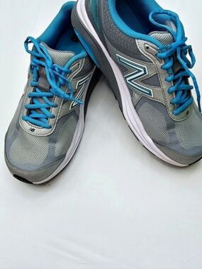 New Balance 1540v3 Running Shoes Gray & Blue